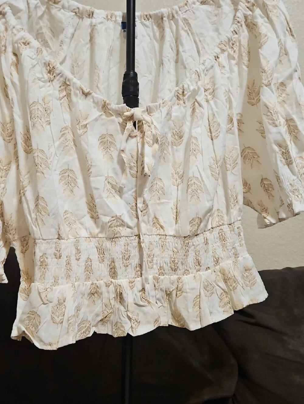 Old Navy Cream Peasant Blouse with Beige Leaf Print